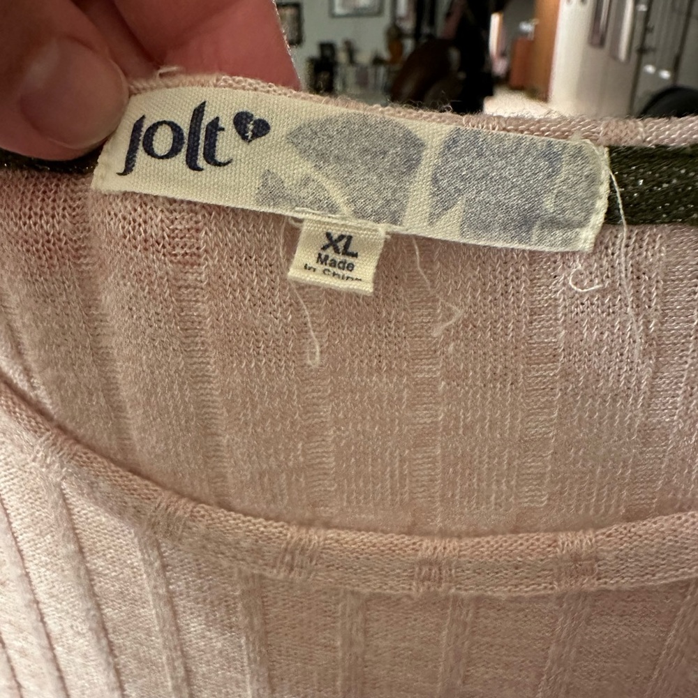 Jolt light pink lace bottom top - Picture 2 of 5